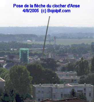 Pose de la fleche du clocher